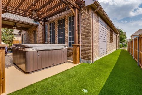 1007 Ivy Charm Way Arlington TX 76005