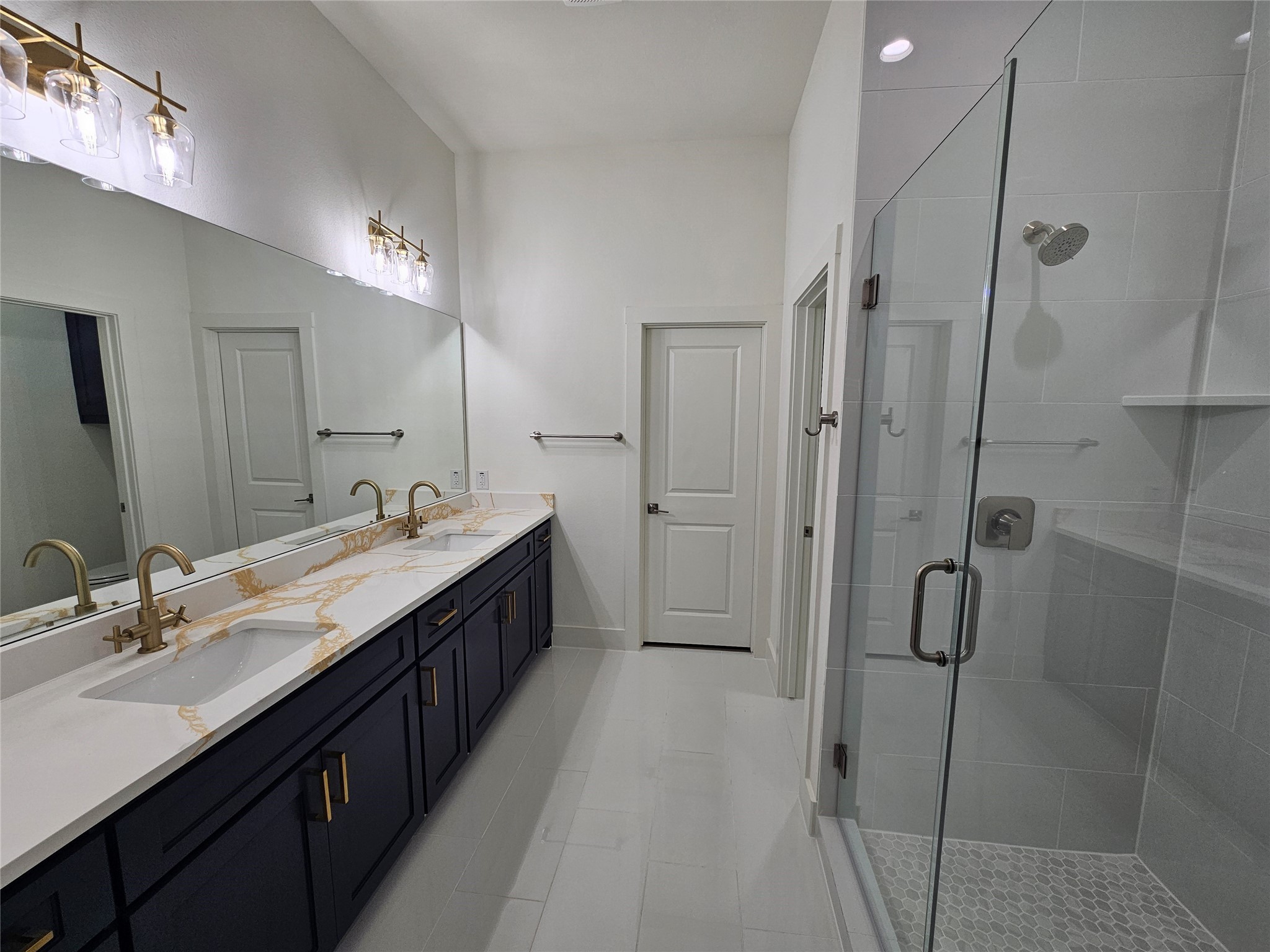 136 Rosemary Azle TX 76020