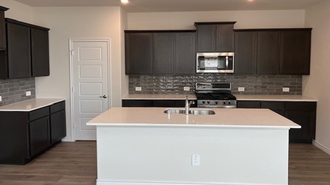 9528 Bently Boulevard Aubrey TX 76227