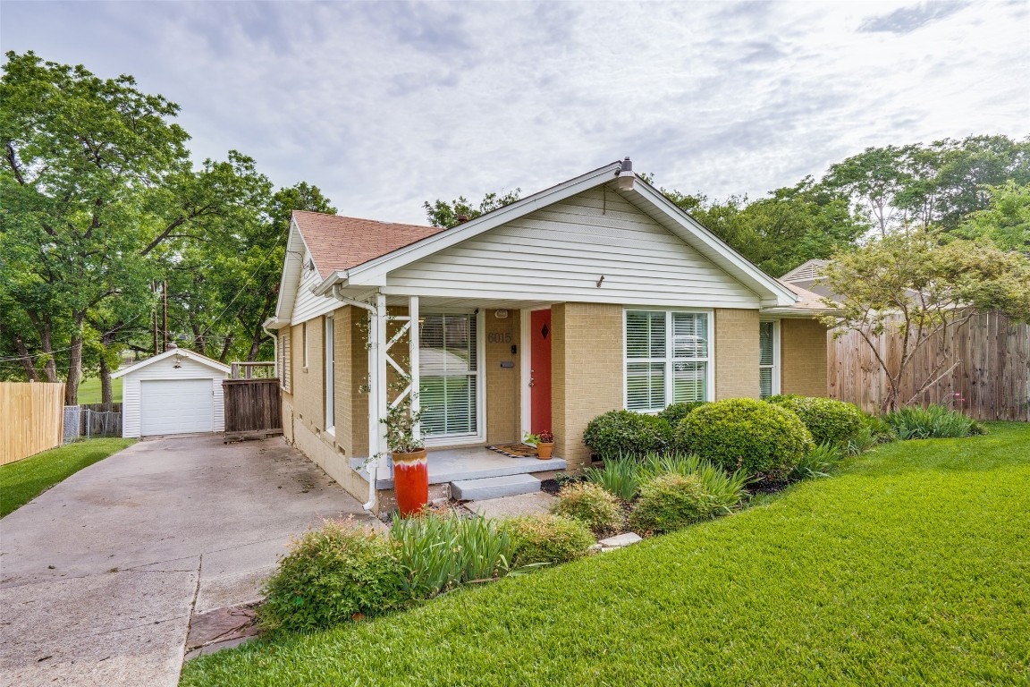 6015 Belgrade Avenue Dallas TX 75227
