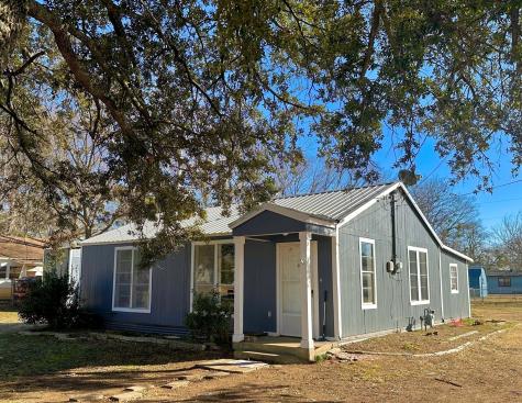 2530 W Elm Street Denison TX 75020