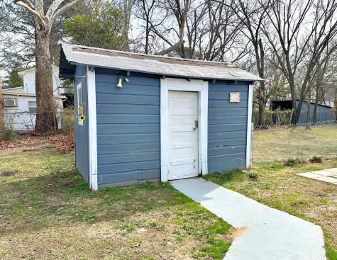 2530 W Elm Street Denison TX 75020