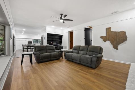 252 Hacienda Drive Pottsboro TX 75076