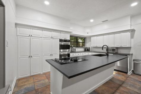 252 Hacienda Drive Pottsboro TX 75076