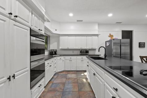 252 Hacienda Drive Pottsboro TX 75076