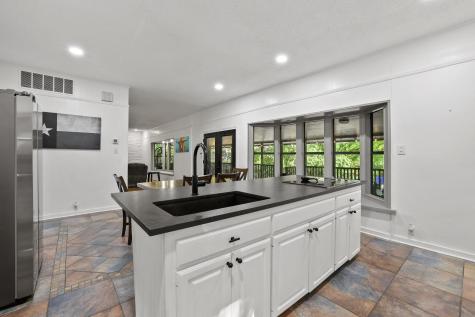 252 Hacienda Drive Pottsboro TX 75076