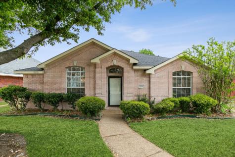 1604 Yellowstone Avenue Lewisville TX 75077