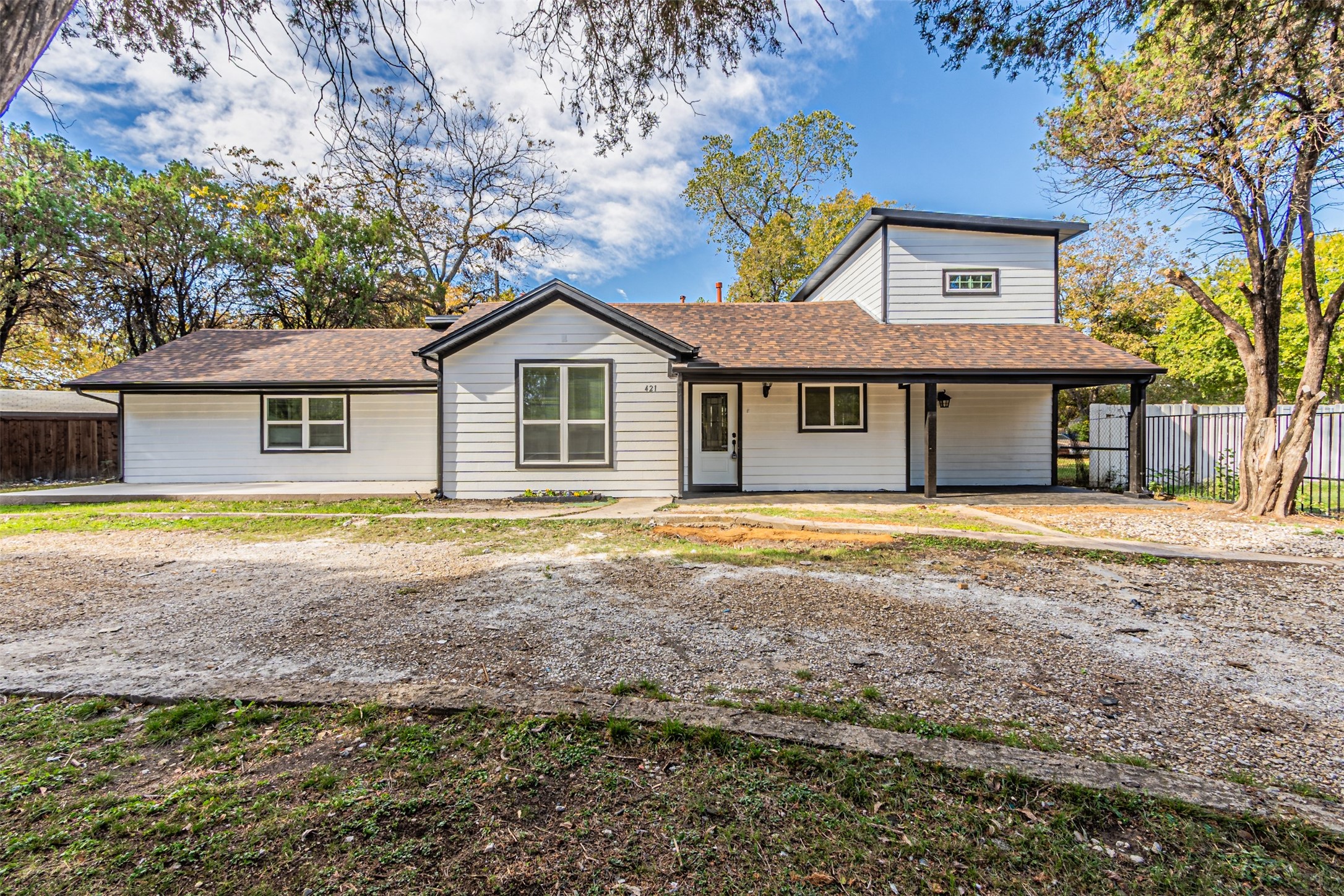 421 SE 13th Street Grand Prairie TX 75051