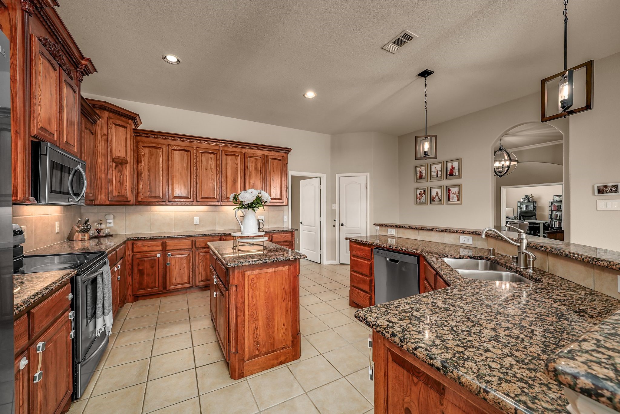 766 Pebble Creek Lane Rockwall TX 75032
