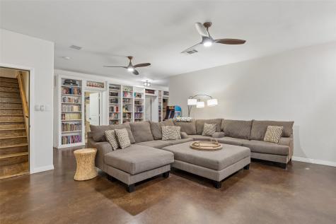 1402 Lakeview Boulevard Denton TX 76208
