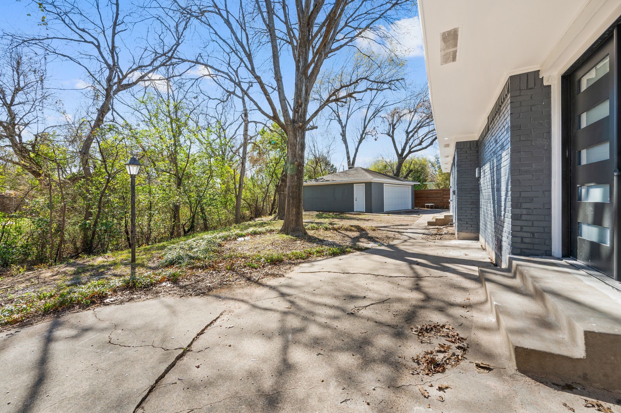 8420 Bellingham Drive Dallas TX 75228