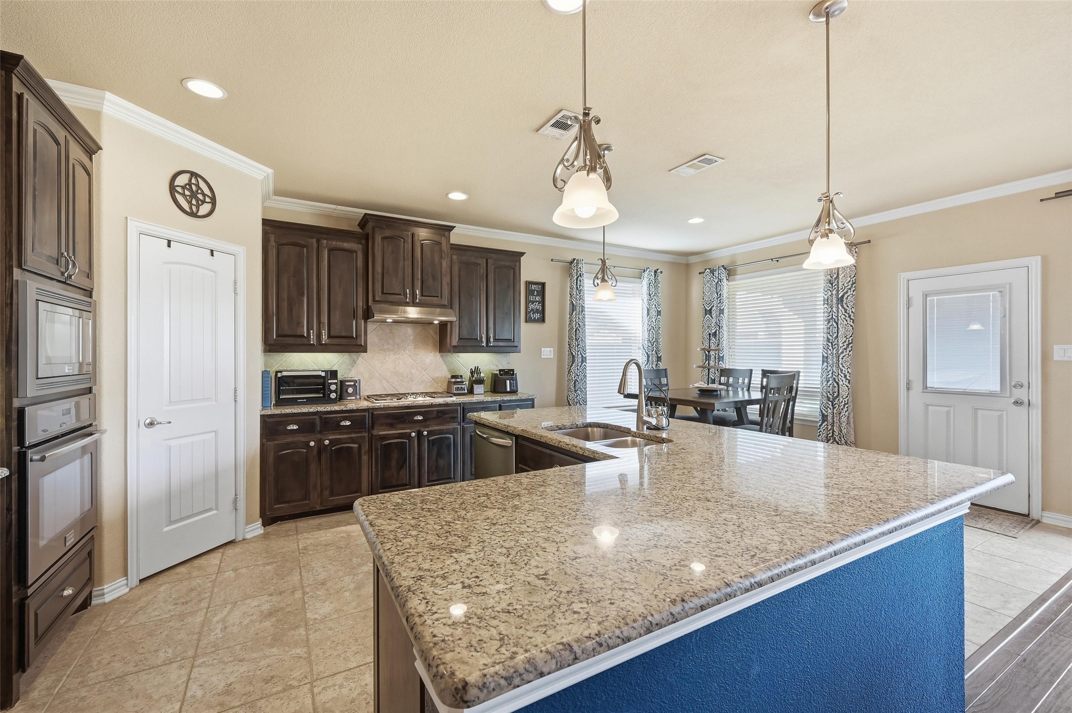 2940 Cool Water Terrace Grand Prairie TX 75054