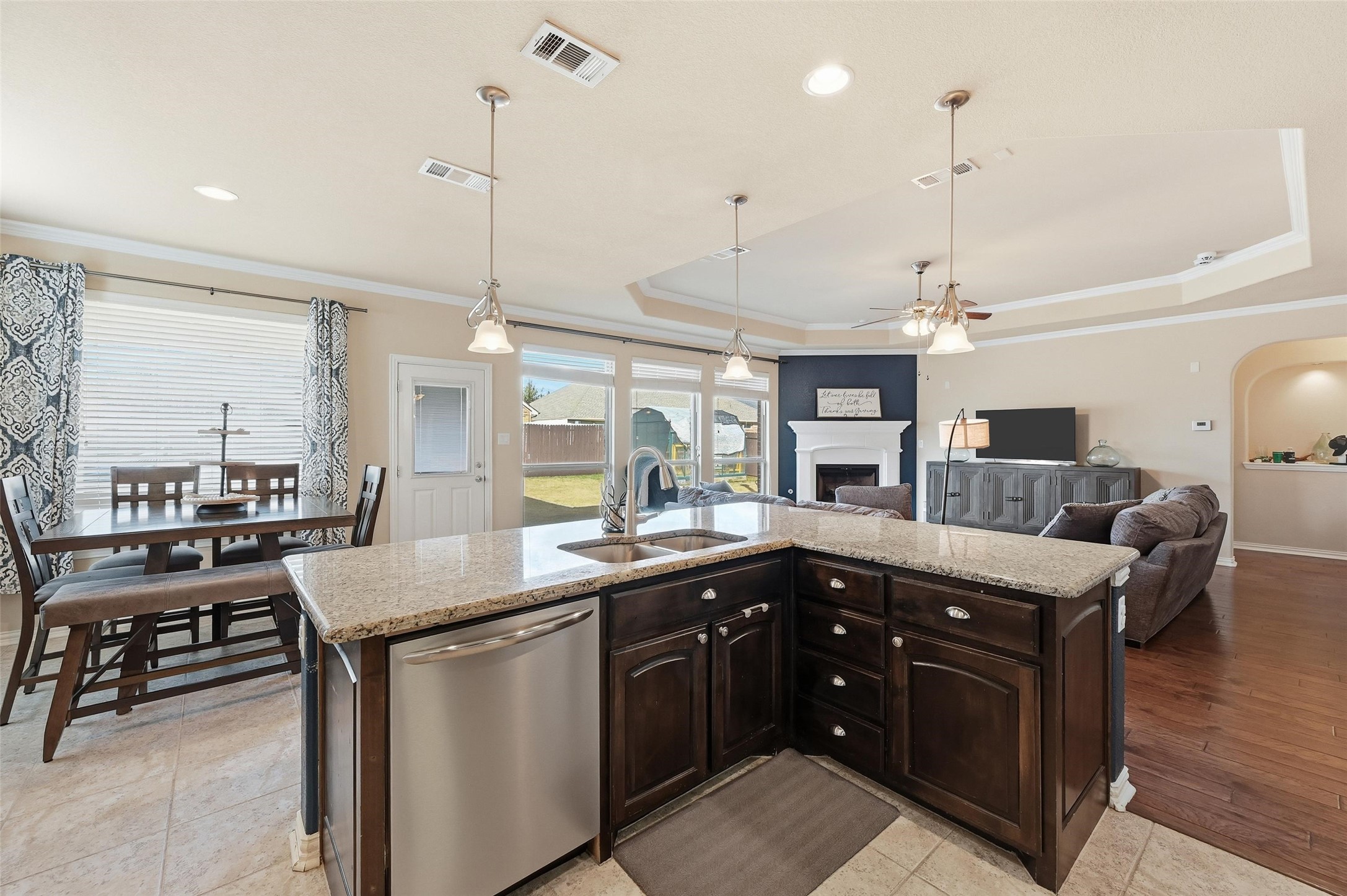 2940 Cool Water Terrace Grand Prairie TX 75054