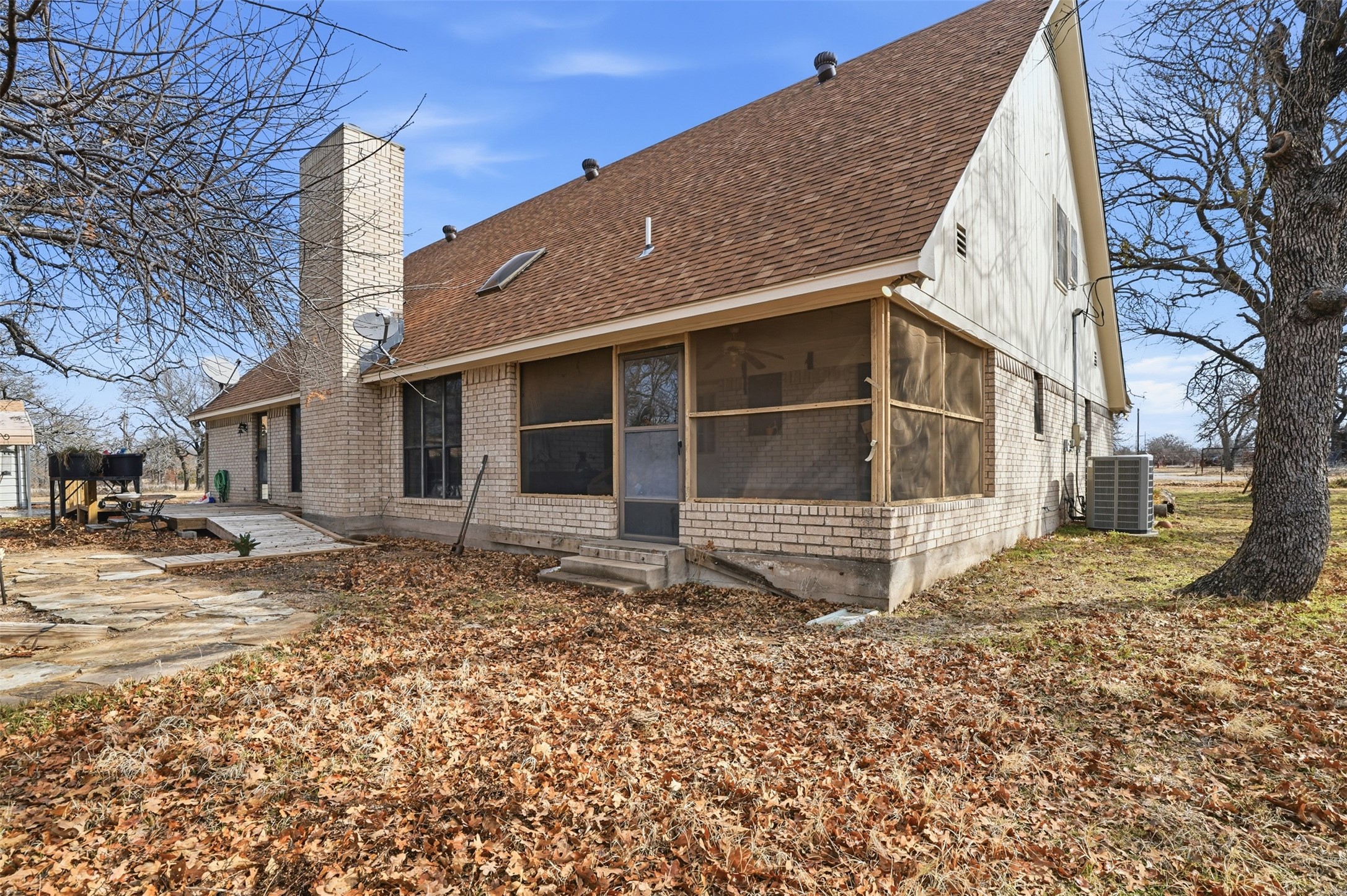 2818 Ward Mountain Road Palo Pinto TX 76484