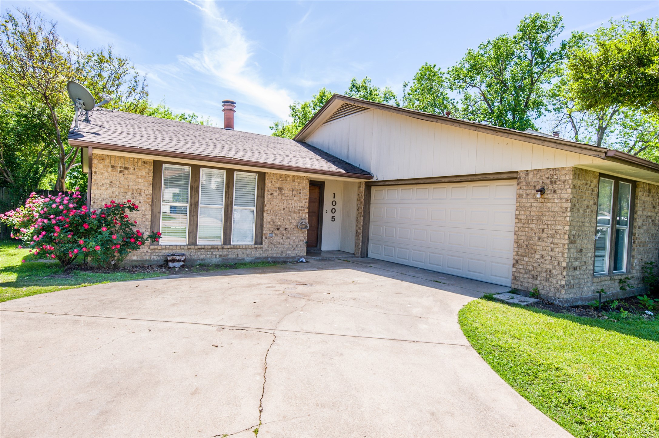 1005 Savannah Drive Ennis TX 75119