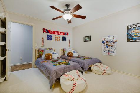 18807 Fortson Avenue Dallas TX 75252
