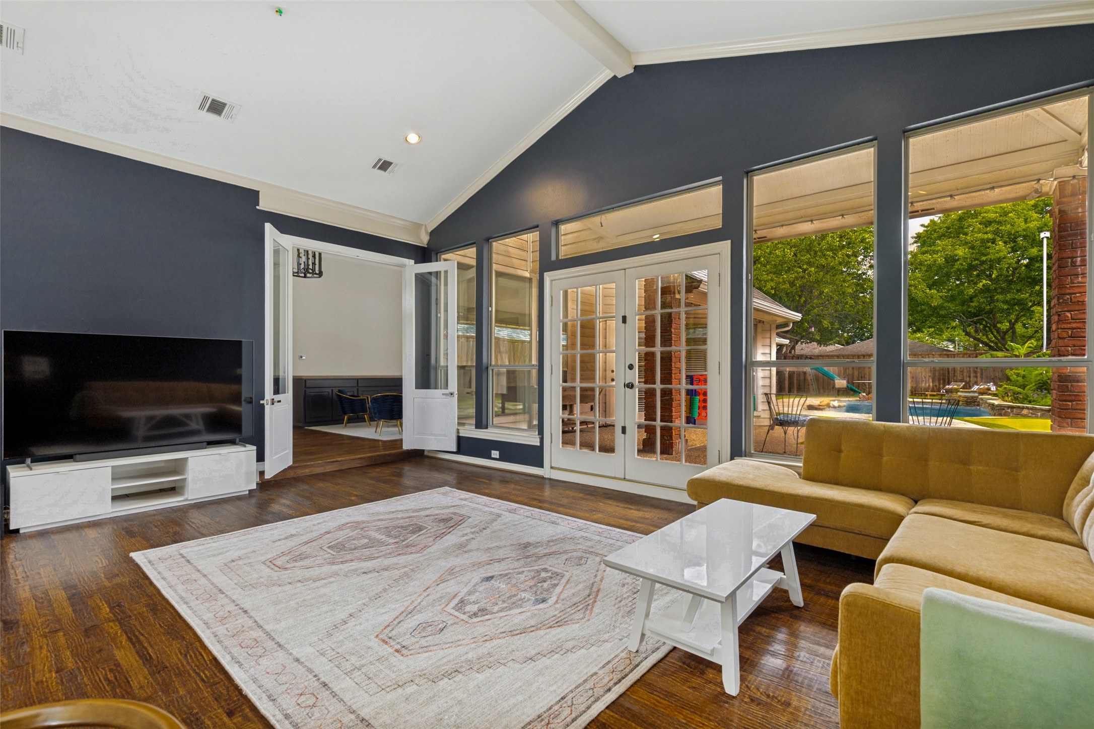 18807 Fortson Avenue Dallas TX 75252