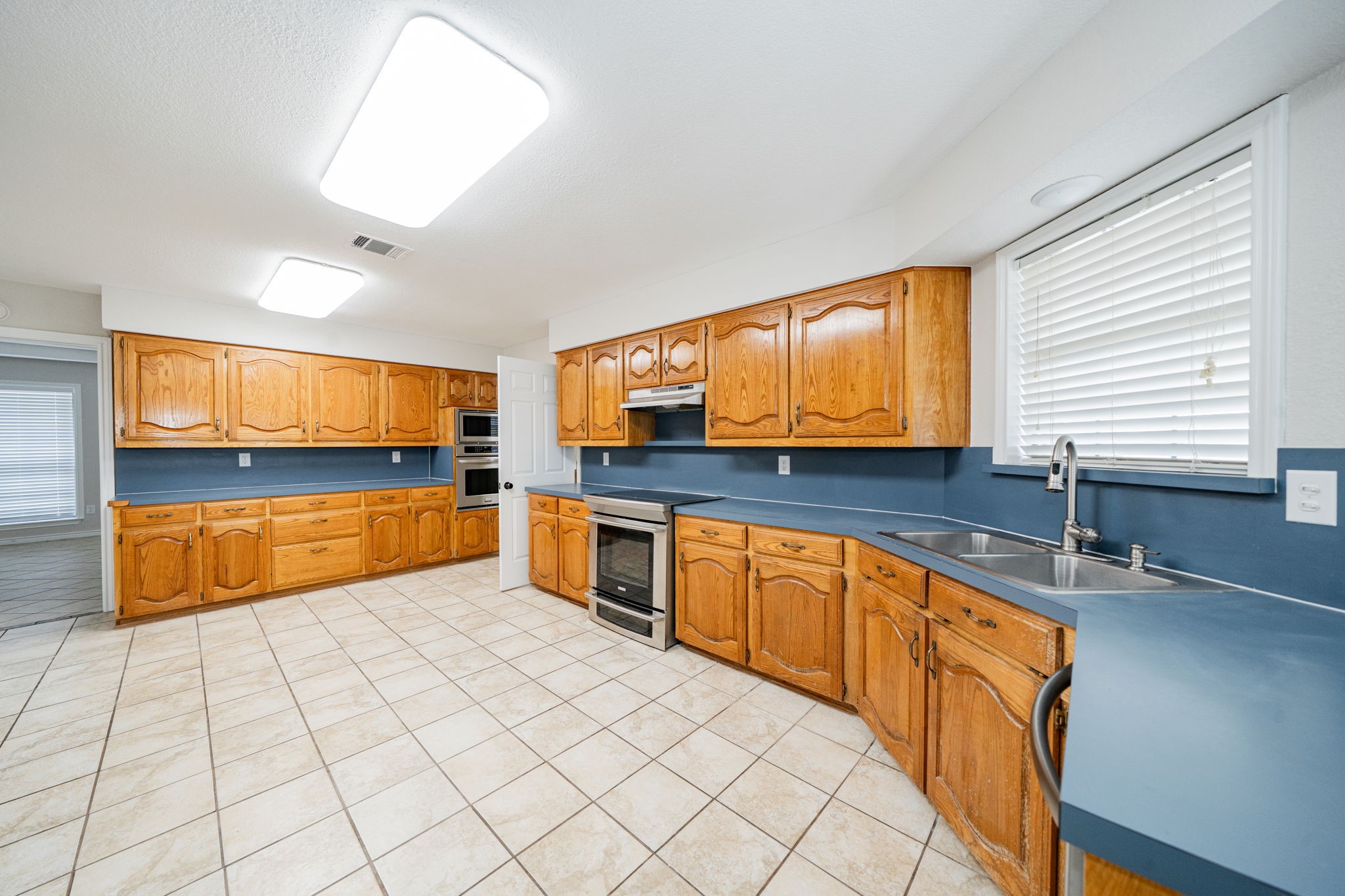 5612 E State Highway 243 Kaufman TX 75142