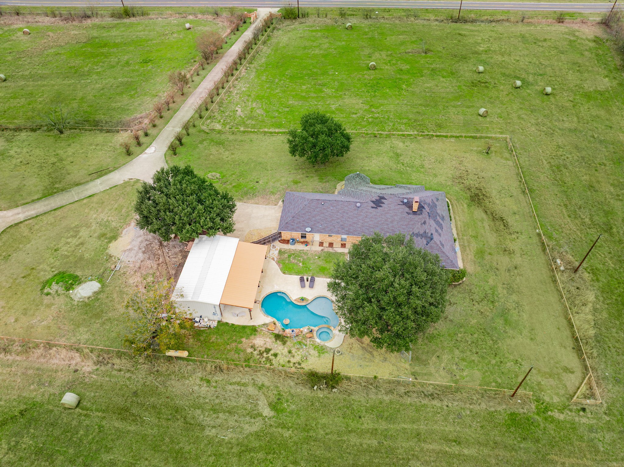 5612 E State Highway 243 Kaufman TX 75142