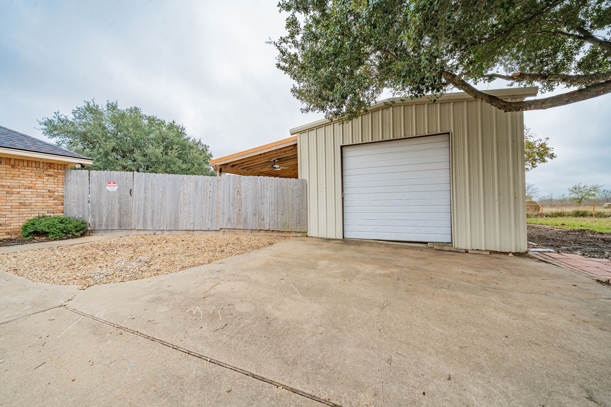 5612 E State Highway 243 Kaufman TX 75142