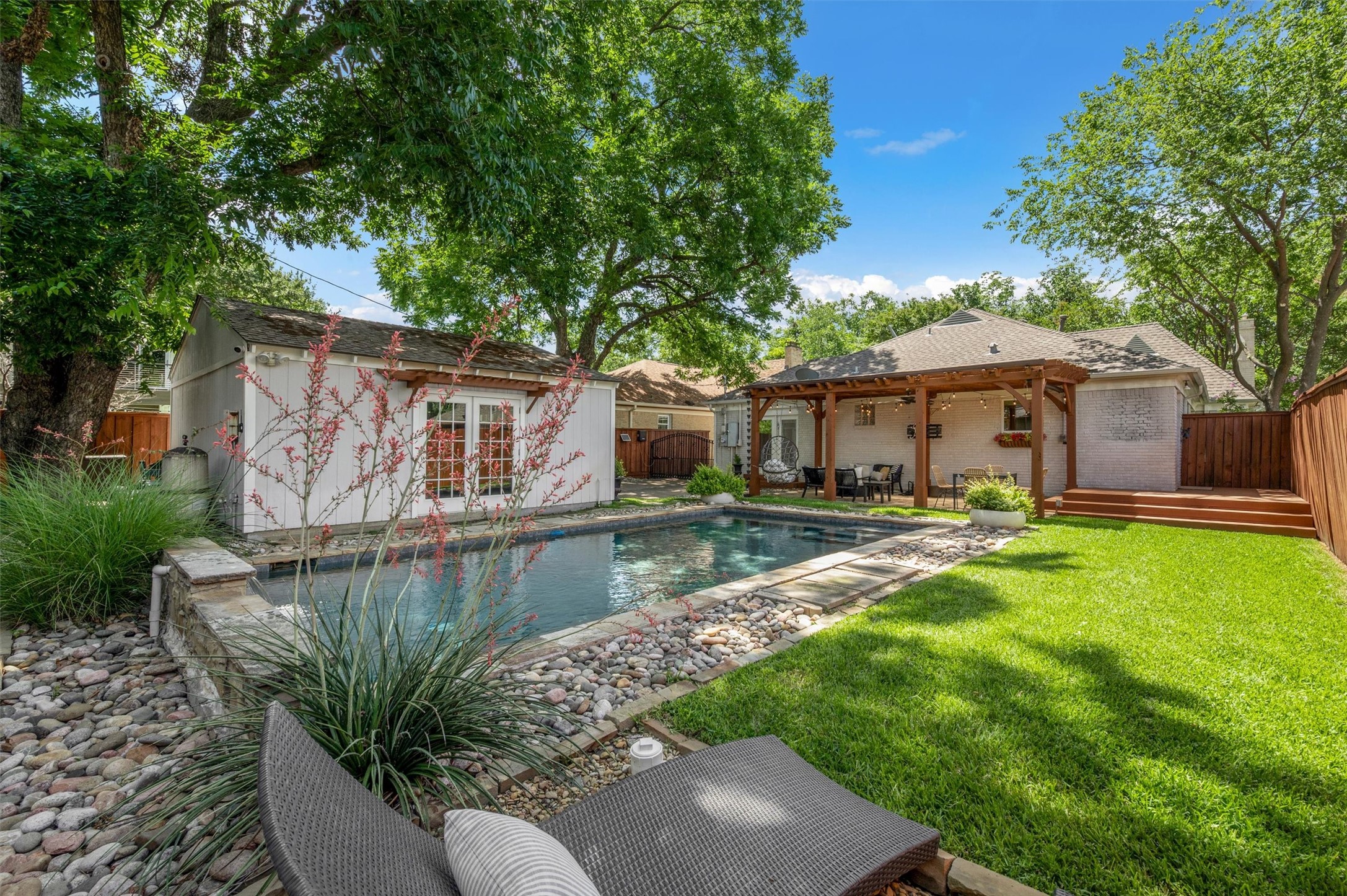 5621 Mccommas Boulevard Dallas TX 75206
