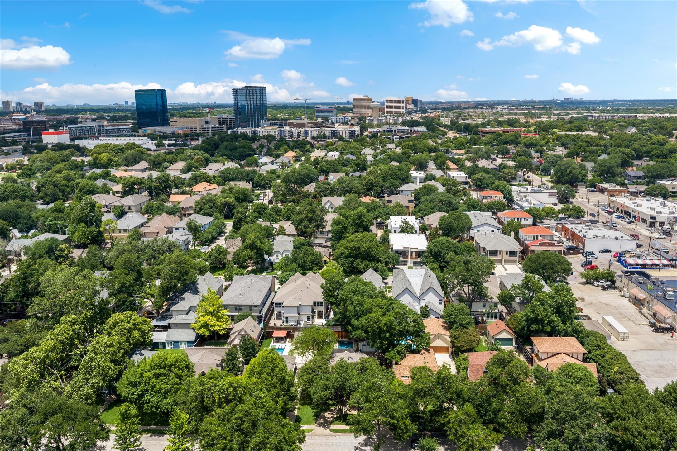 5621 Mccommas Boulevard Dallas TX 75206
