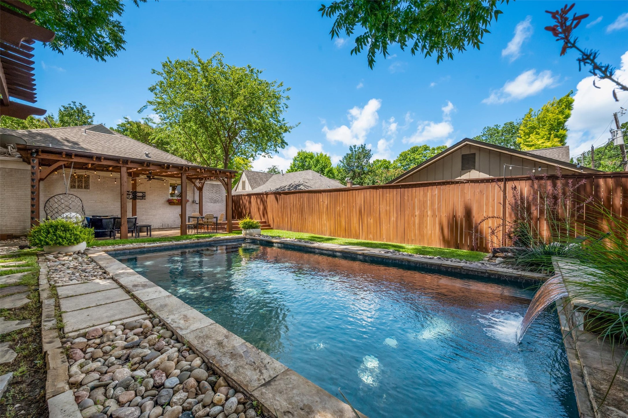 5621 Mccommas Boulevard Dallas TX 75206