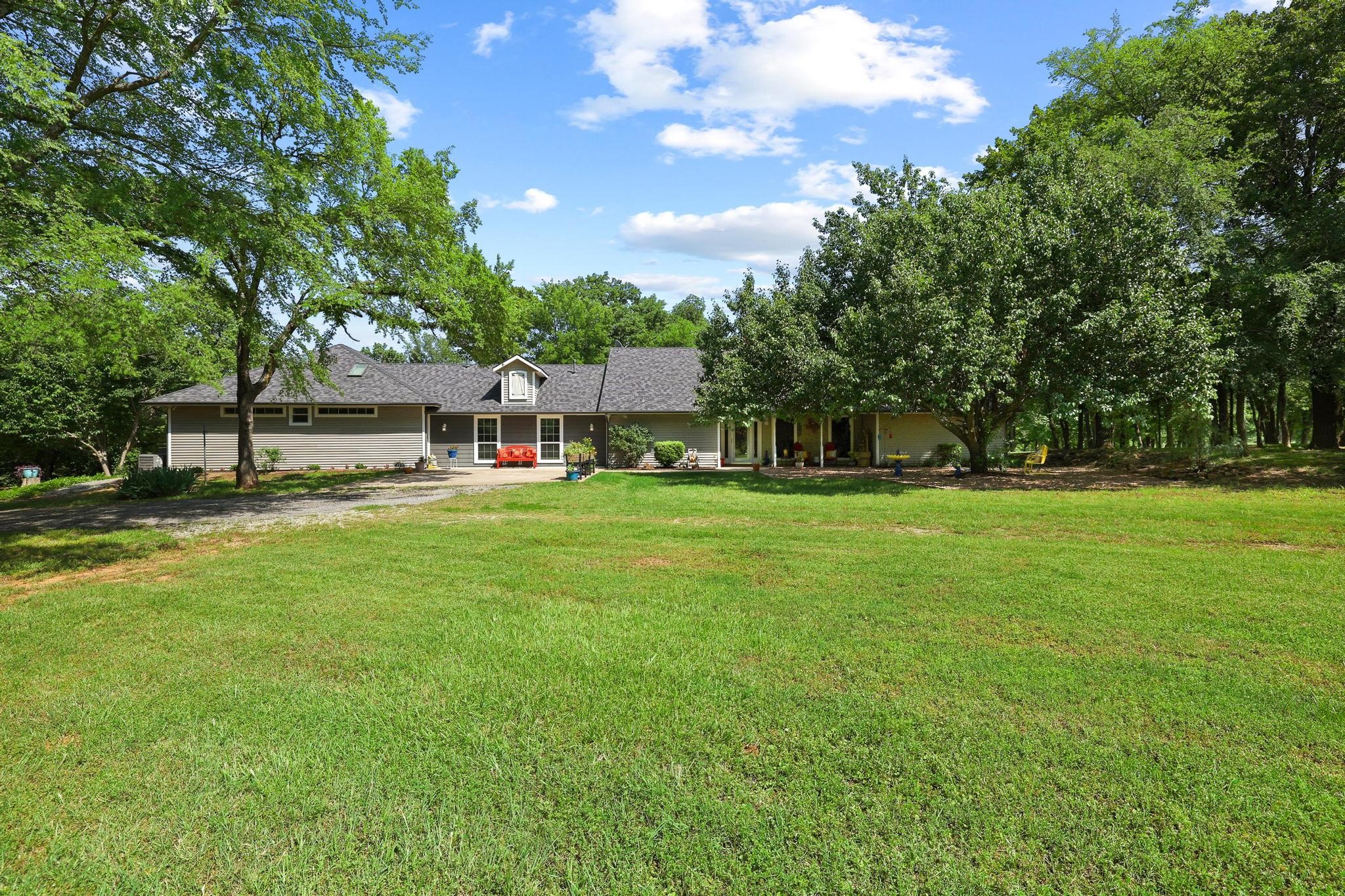232 Magnus Road Denison TX 75021