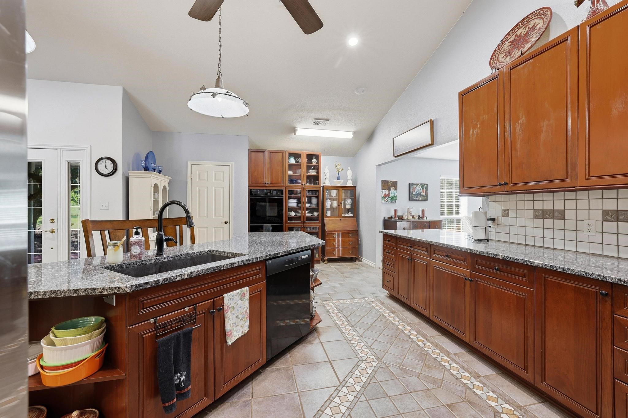 232 Magnus Road Denison TX 75021
