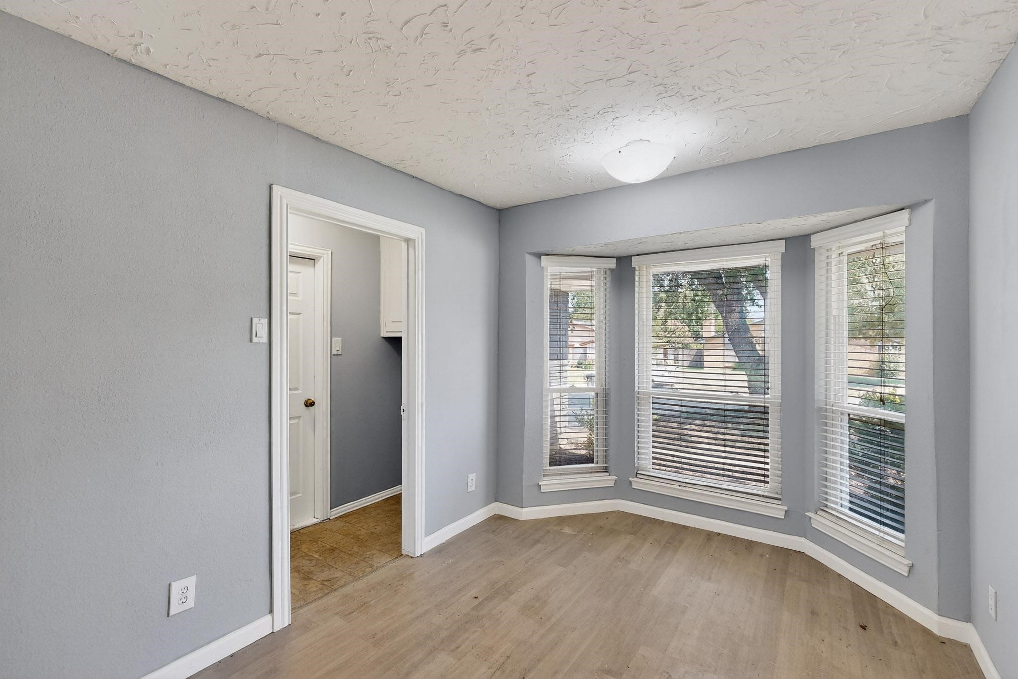 2211 Sierra Drive Grapevine TX 76051