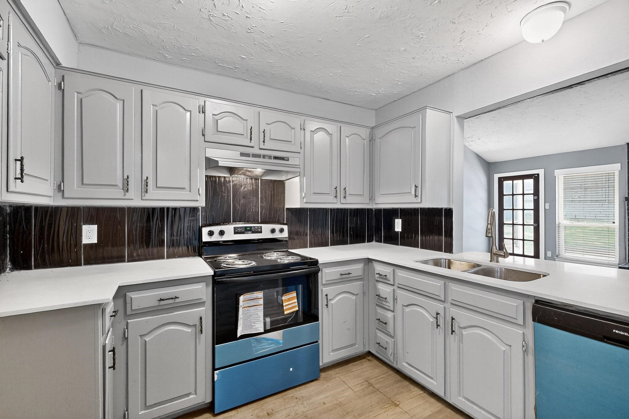 2211 Sierra Drive Grapevine TX 76051