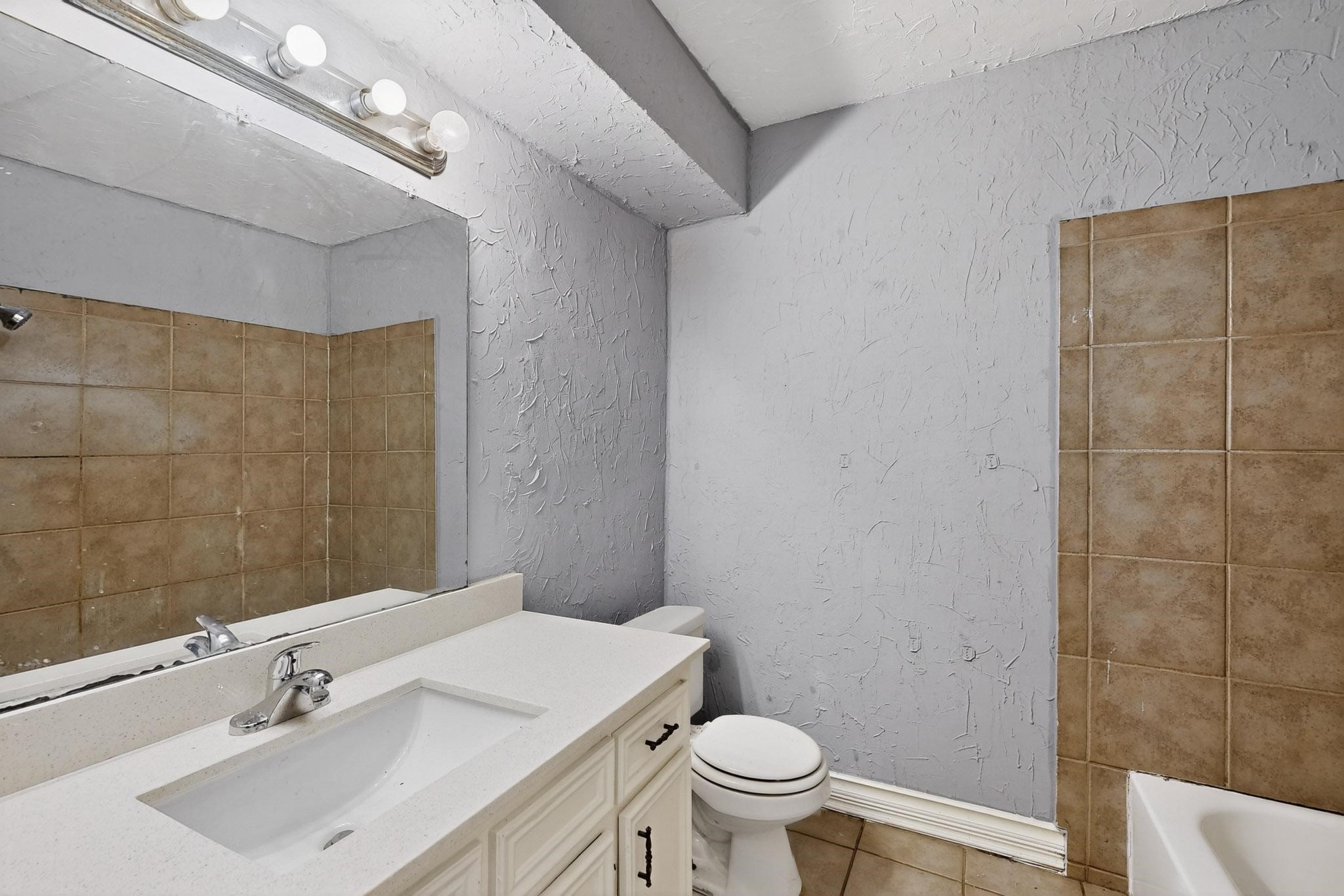 2211 Sierra Drive Grapevine TX 76051