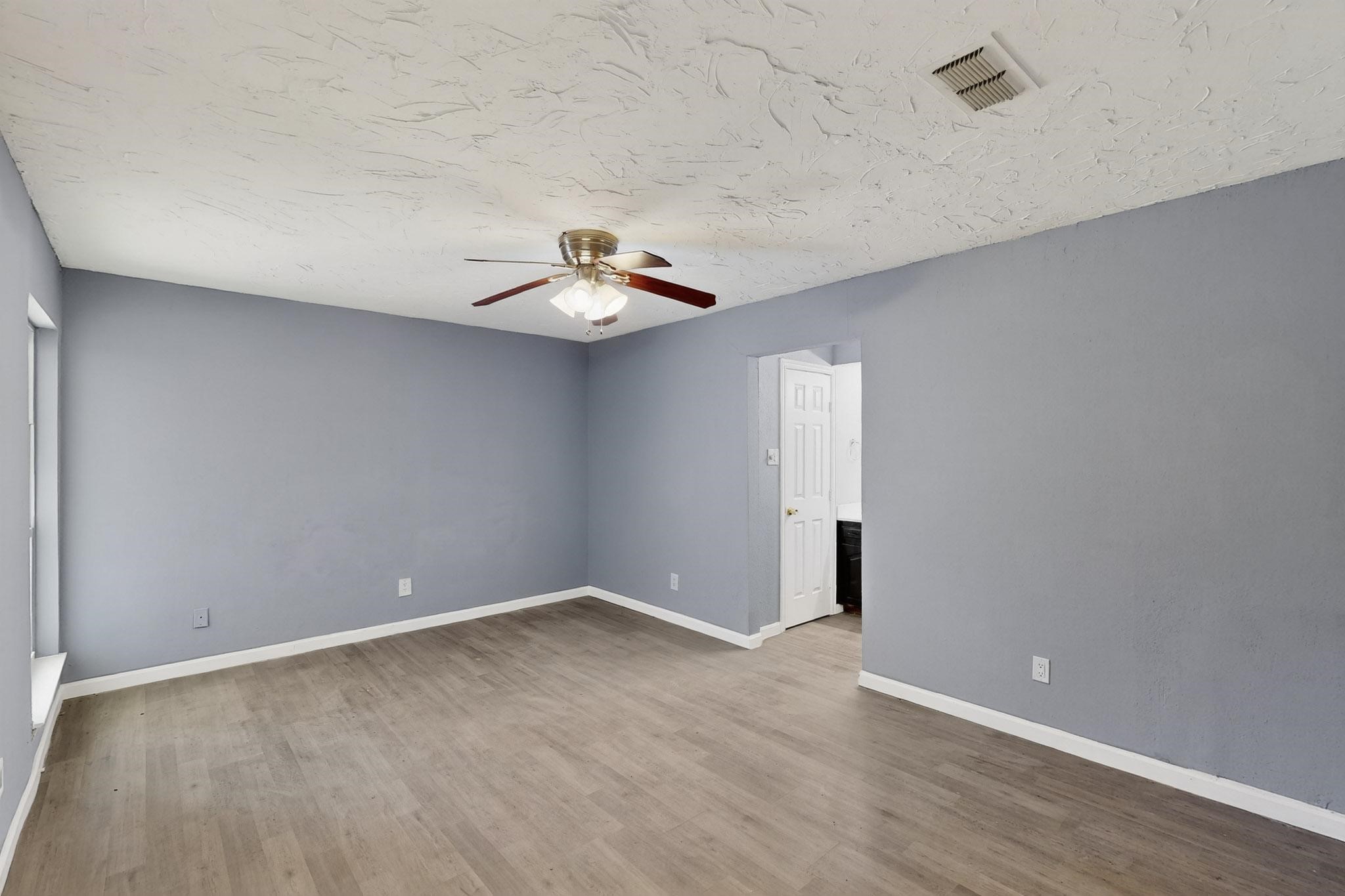 2211 Sierra Drive Grapevine TX 76051