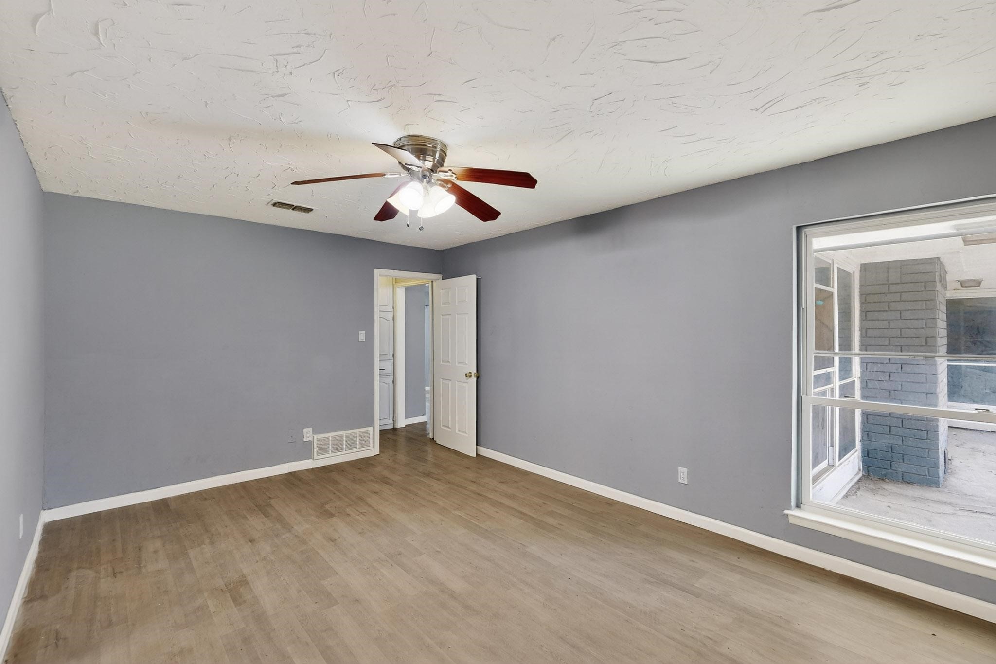 2211 Sierra Drive Grapevine TX 76051