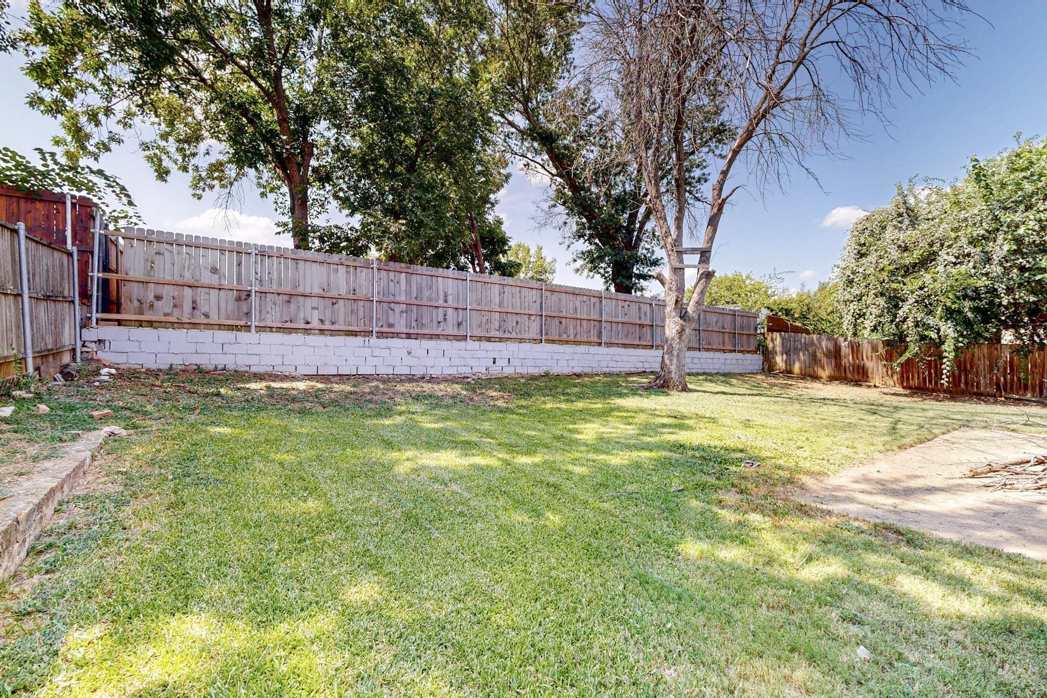 2211 Sierra Drive Grapevine TX 76051