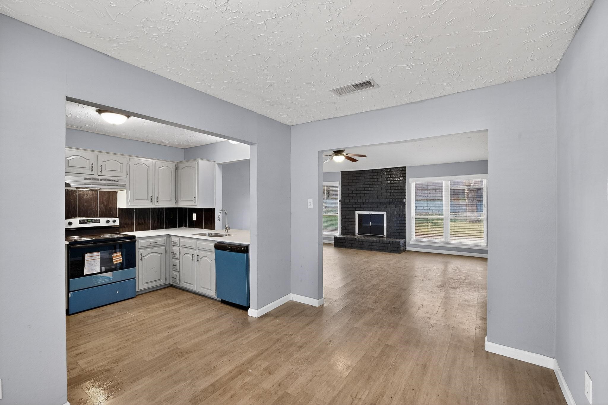 2211 Sierra Drive Grapevine TX 76051