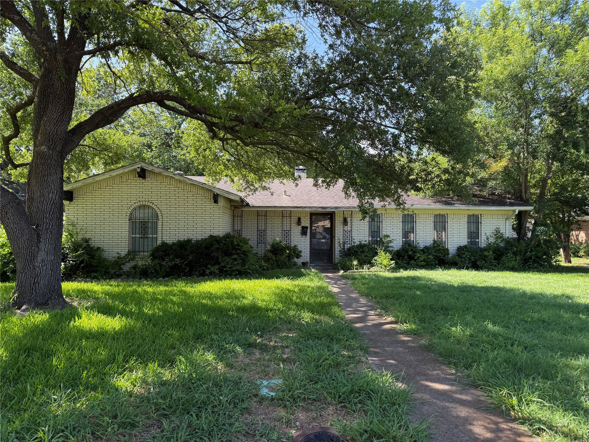 107 Dartmouth Drive Waxahachie TX 75165