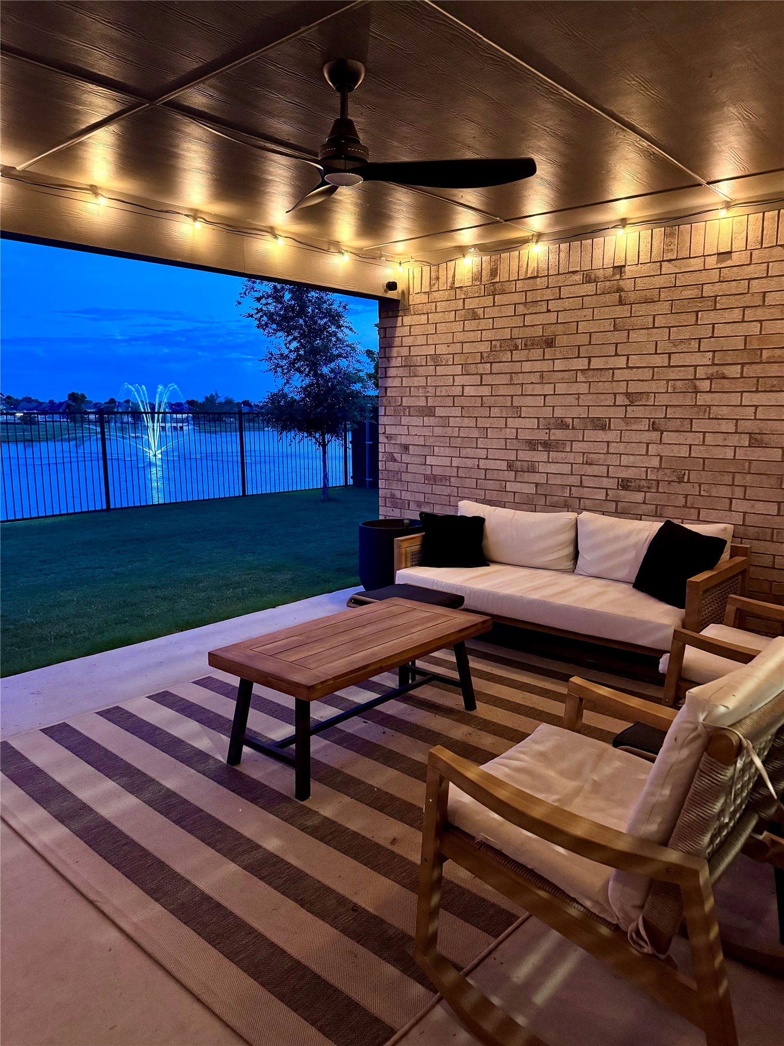 1913 Cookes Lane Cleburne TX 76033