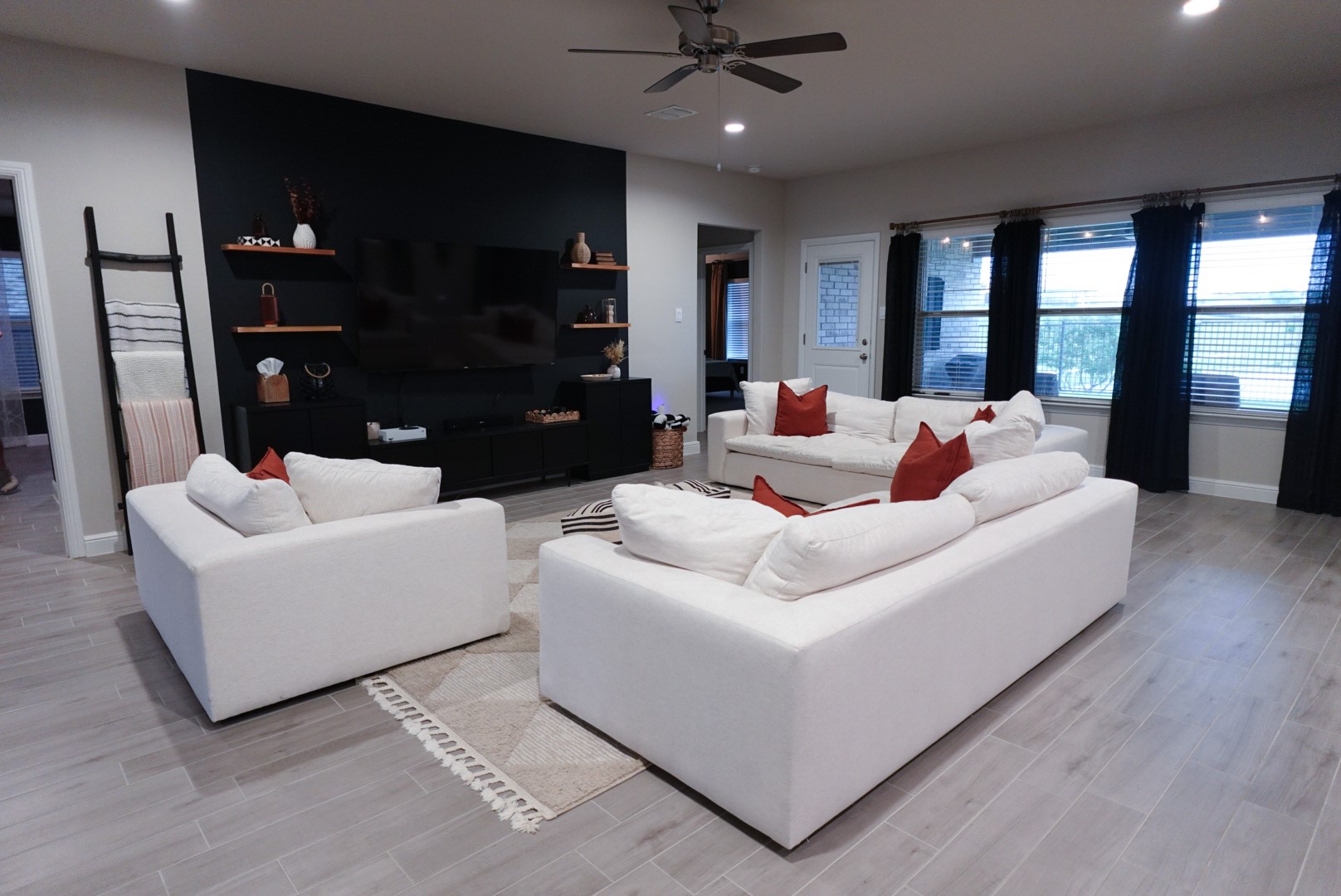 1913 Cookes Lane Cleburne TX 76033