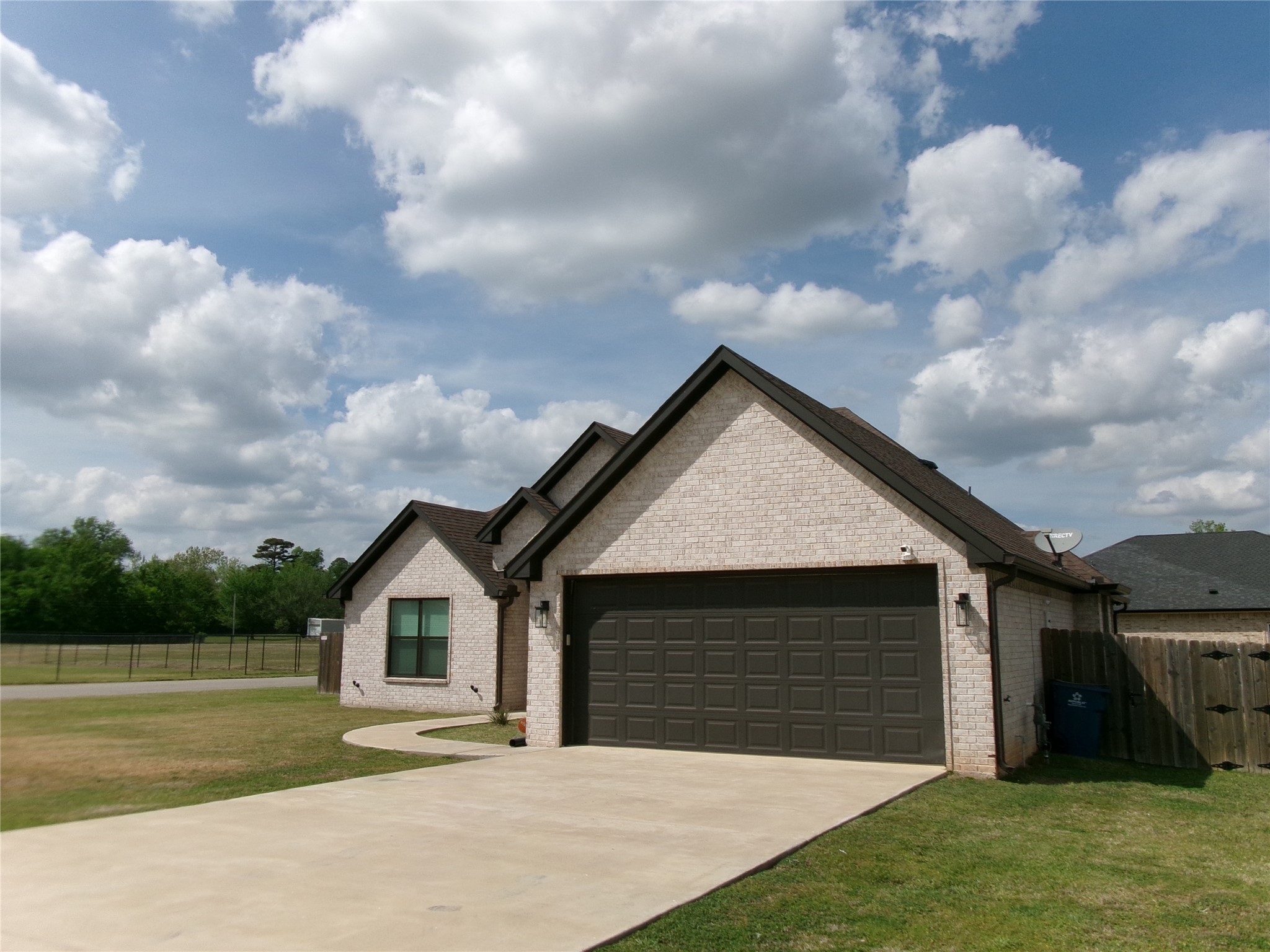 137 Stadium Lane Van TX 75790