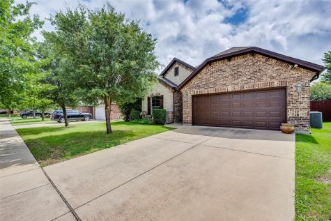 944 Virginia Lane Saginaw TX 76179