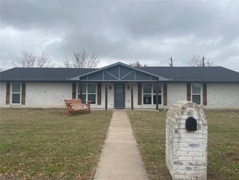 201 Nashua Street Groesbeck TX 76642