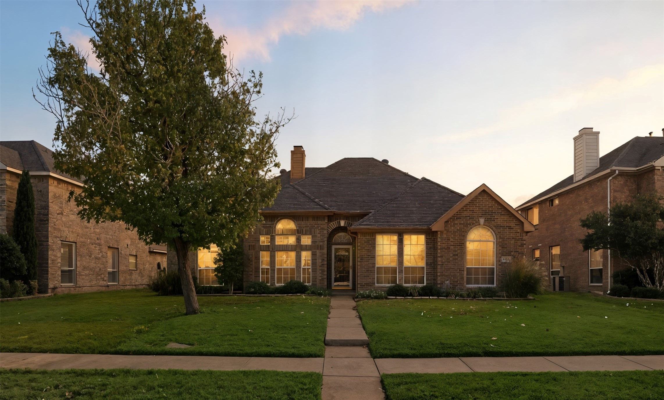 8502 Linda Vista Drive Rowlett TX 75088