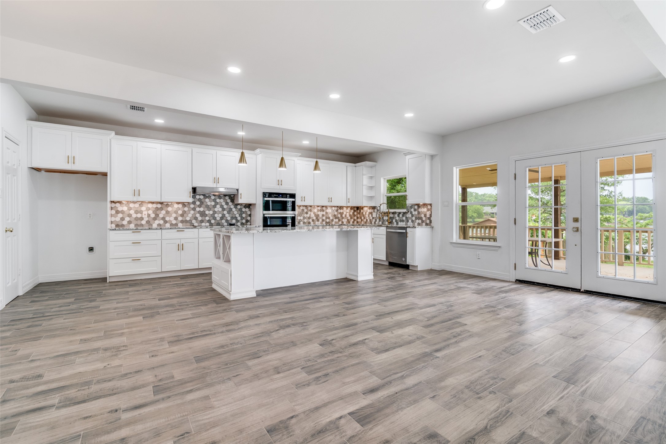 162 Oak Hills Drive Mabank TX 75156