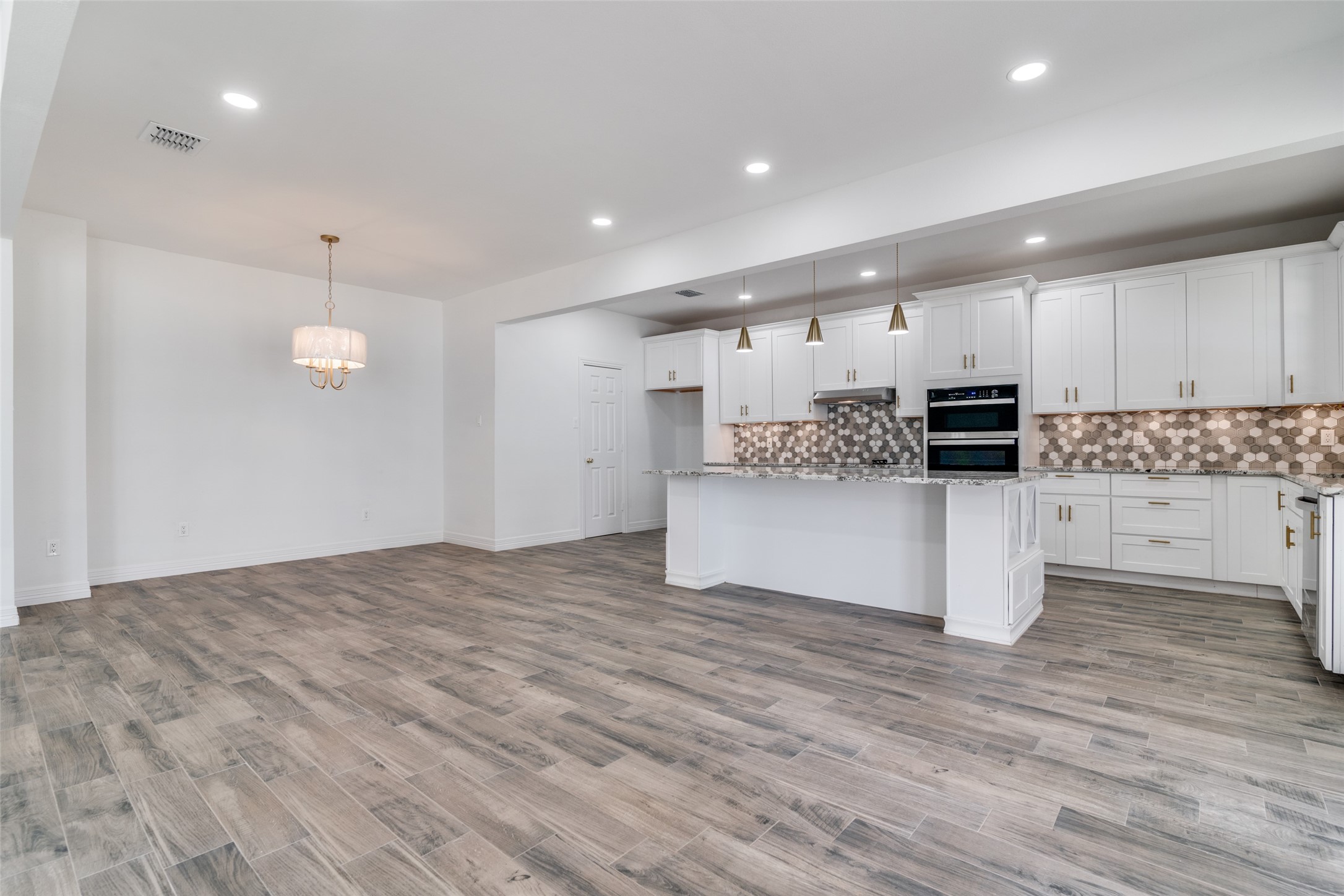 162 Oak Hills Drive Mabank TX 75156
