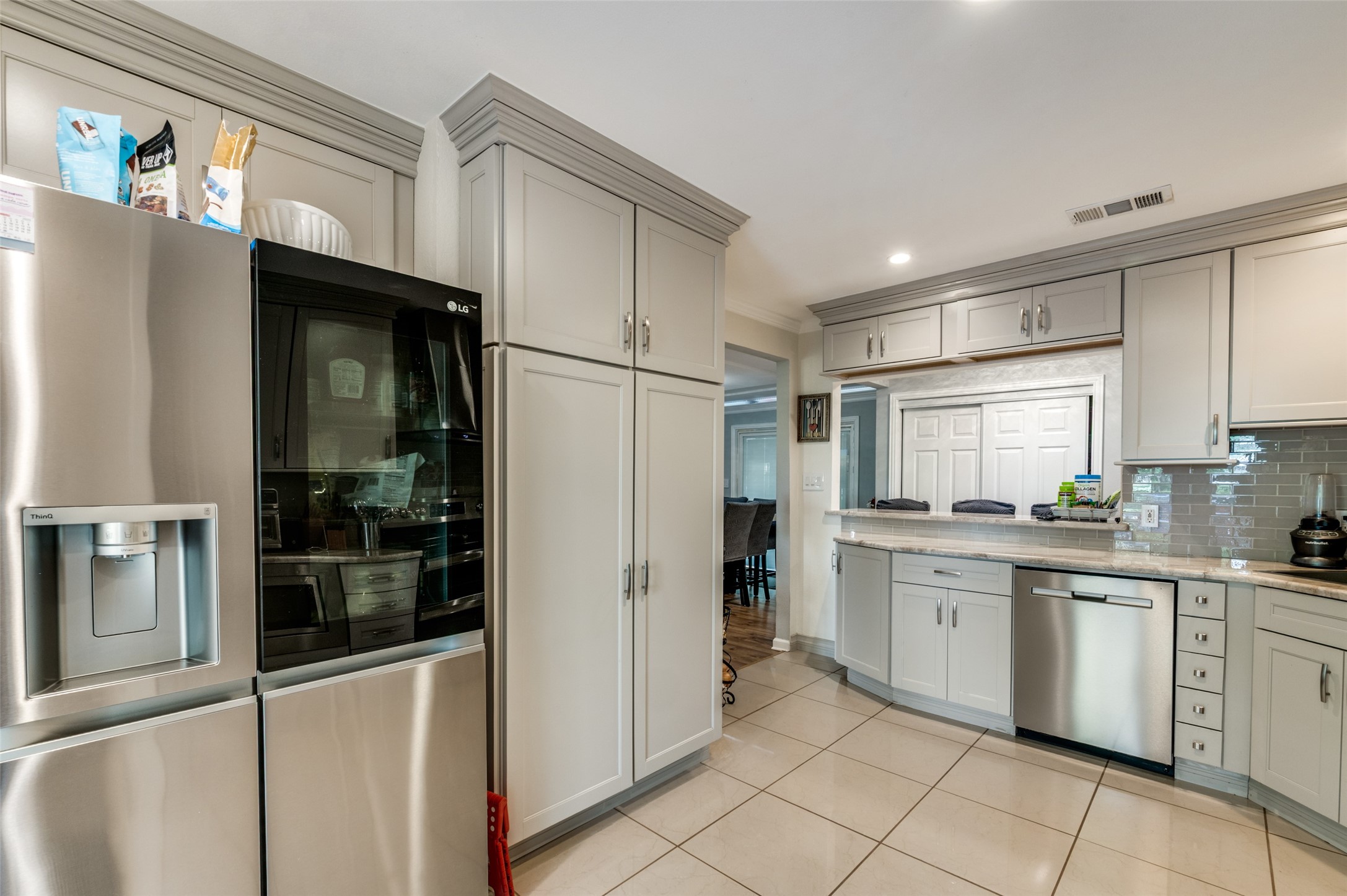 407 E Oakdale Street Keene TX 76059