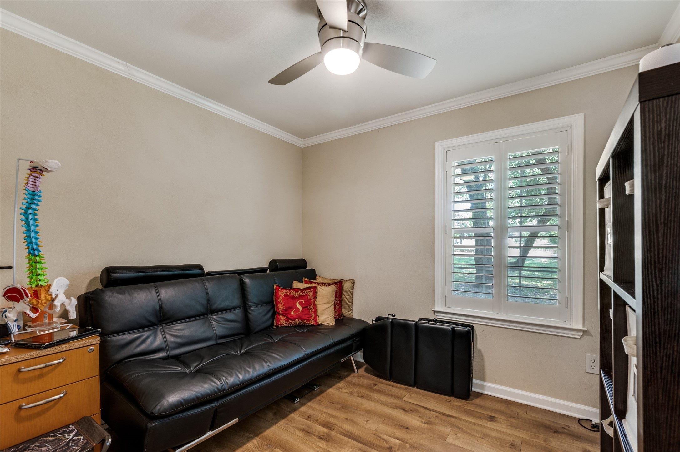 407 E Oakdale Street Keene TX 76059