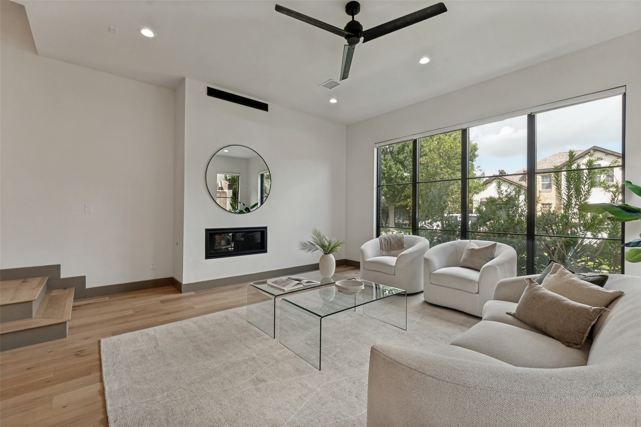3716 W Beverly Drive Dallas TX 75209