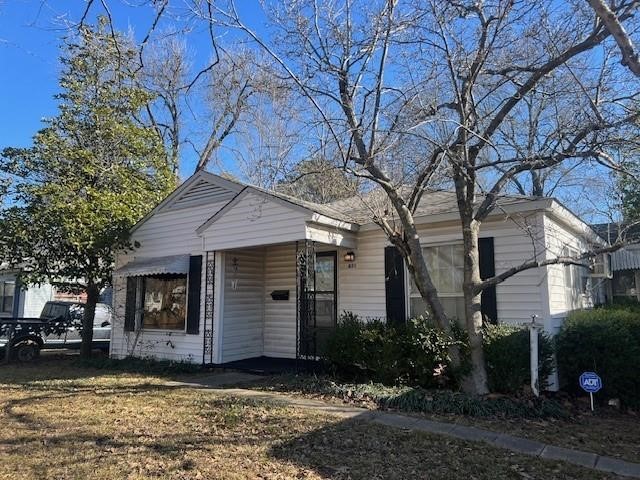 831 17th Street SE Paris TX 75460