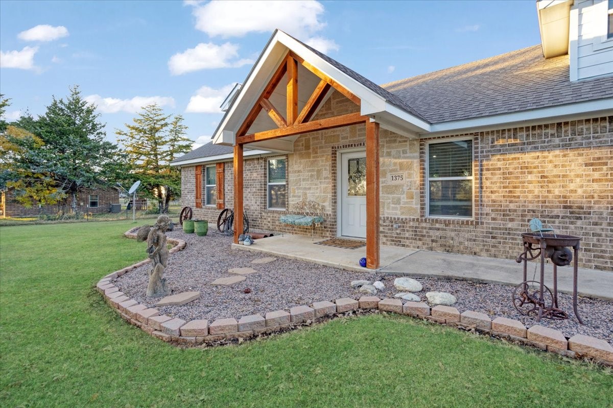 1375 County Road 176 Whitesboro TX 76273